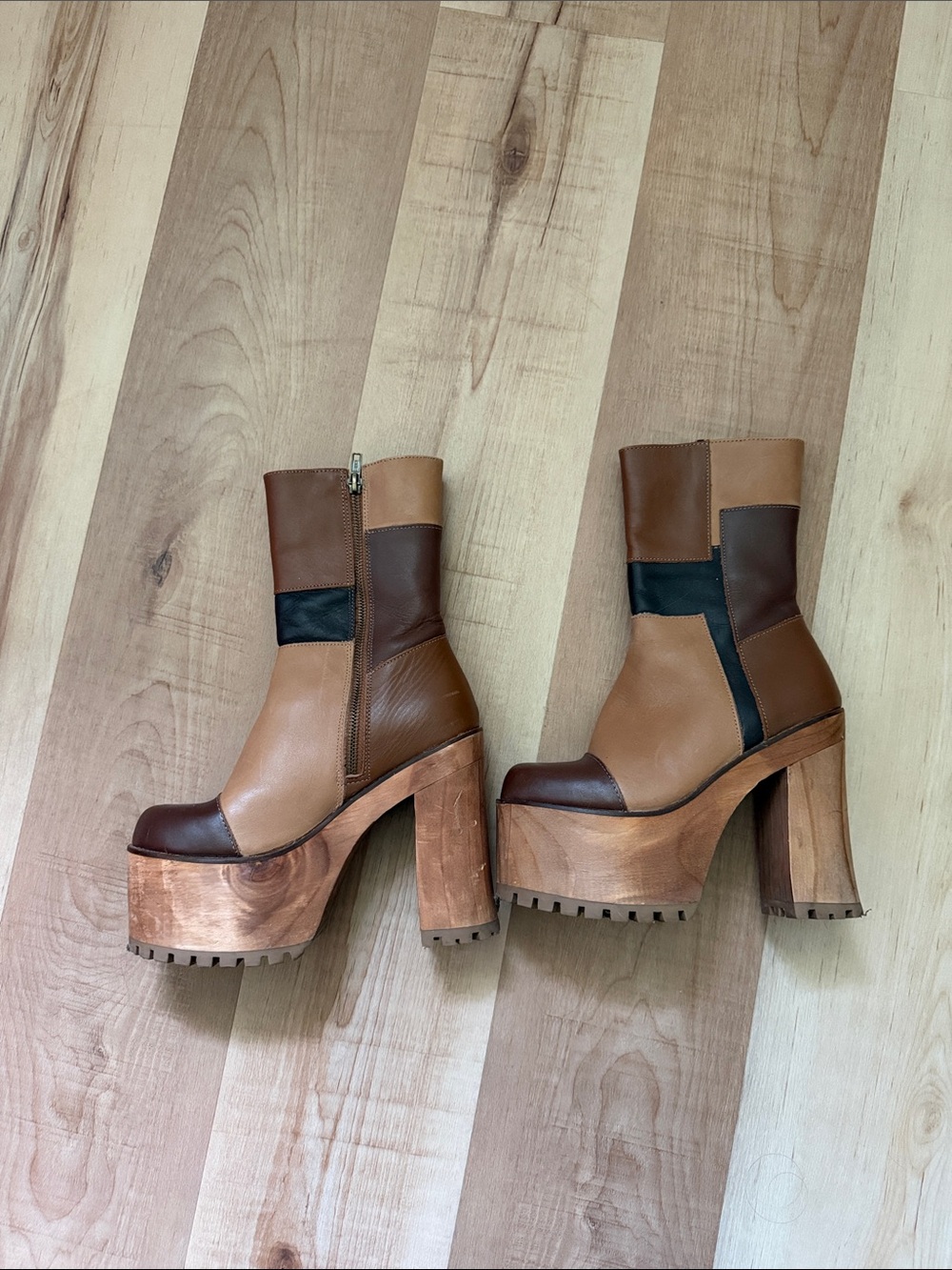 Steve Madden Platform Leather Ankle Boots in Two-Tone Brown